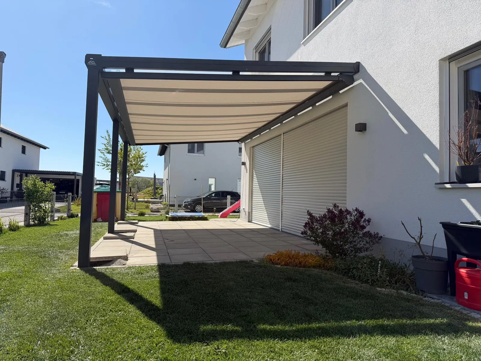 Terrassenüberdachung in Penzing mit Unterdach-Markise