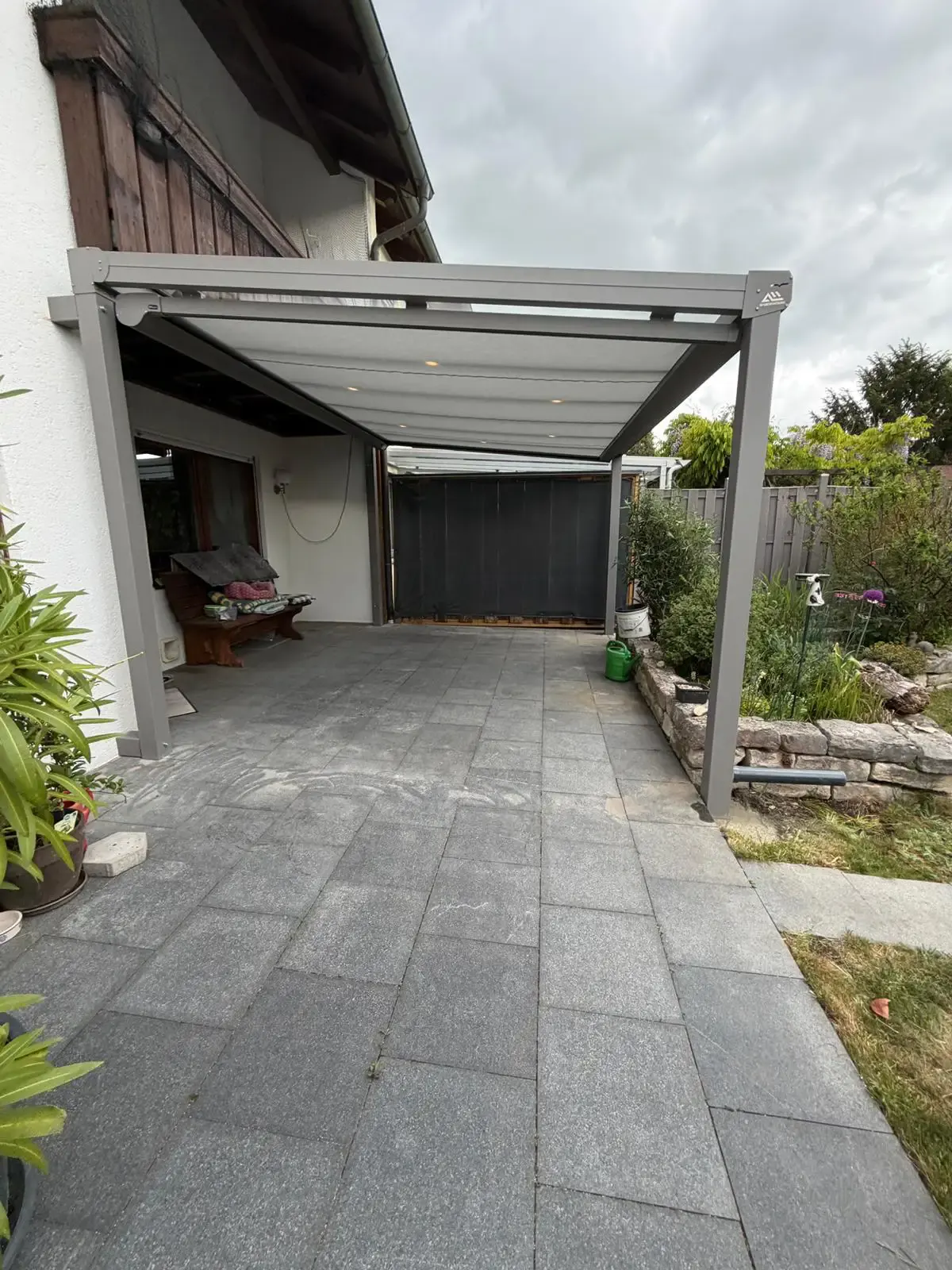 Freistehende Terrassenüberdachung aus Aluminium in Kaufering bei Landsberg am Lech